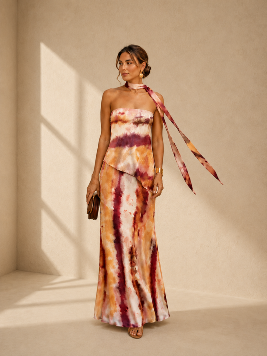 Long printed dress with a strapless neckline