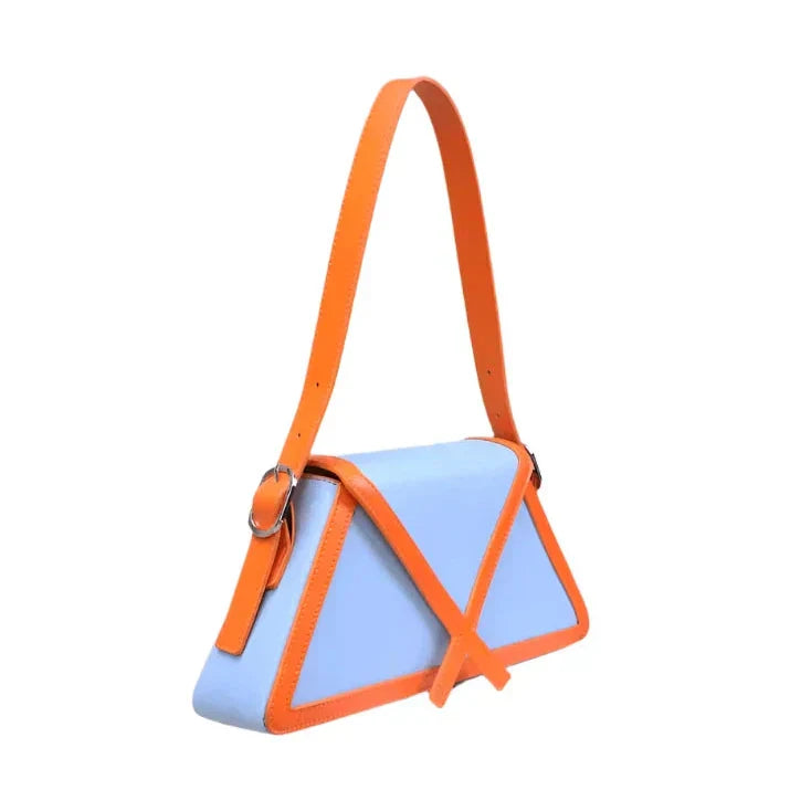 Geometric handbag with a structured design
