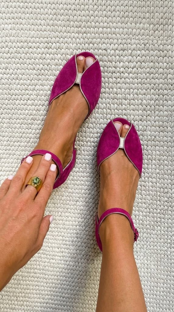 Elegant Suede Ballet Flats