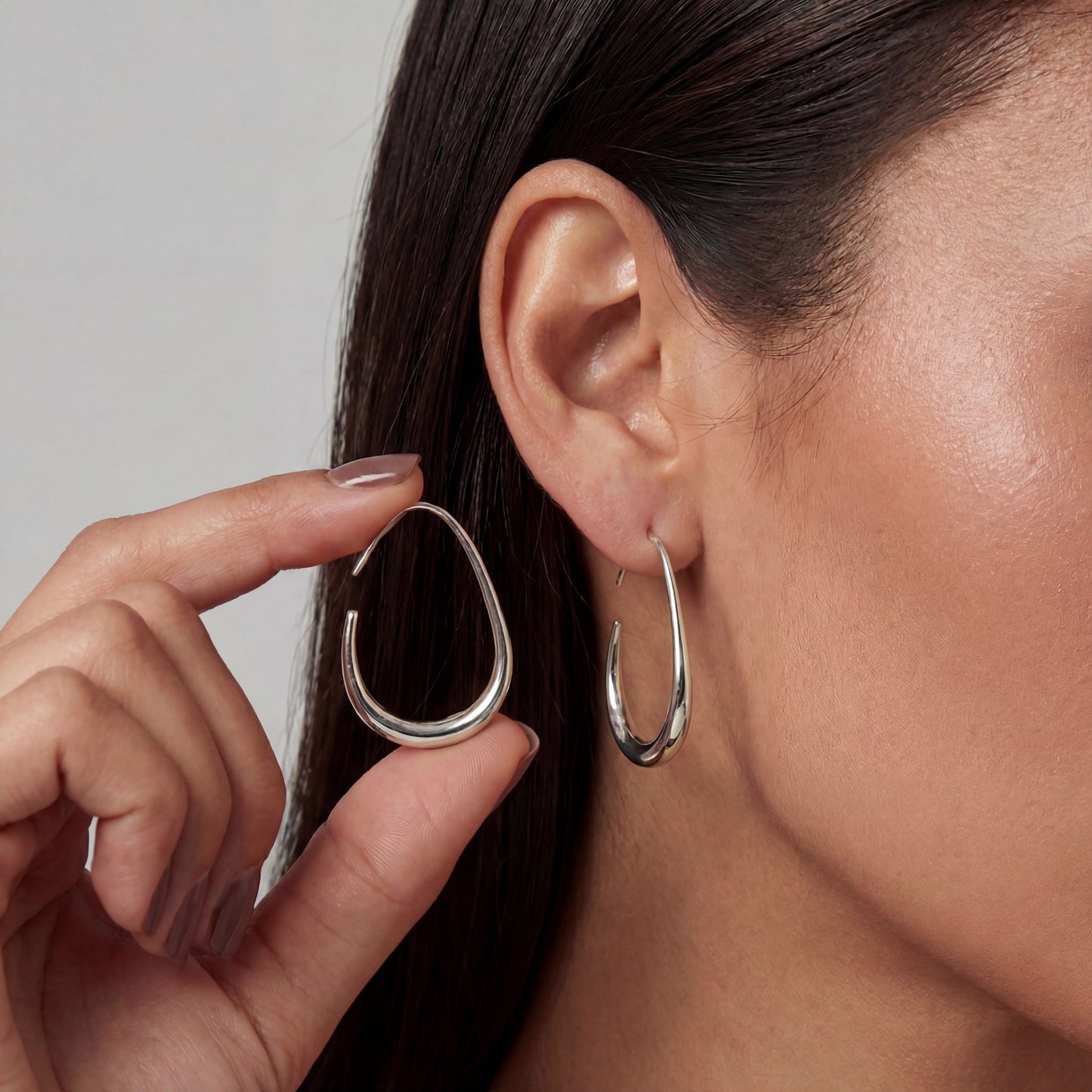 Elegant Oval Earrings